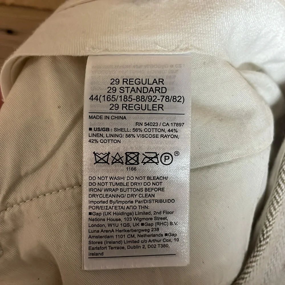 Banana Republic Relaxed Tapered Fit size 29 Regular Cream Chevron Dress Pants
